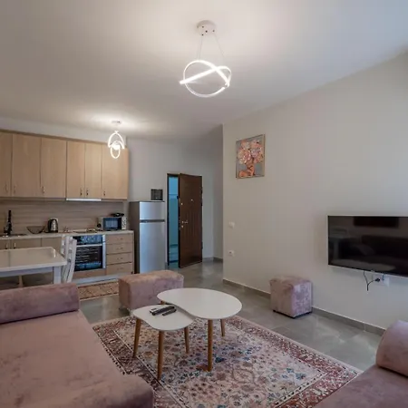 Esel Apartment *